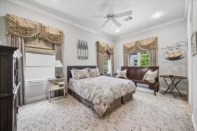 207 Briar Oaks Cove, Houston, TX 77056 - Photo 32