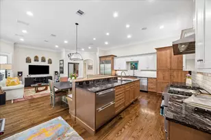 207 Briar Oaks Cove, Houston, TX 77056 - Photo 12
