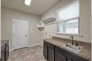 2033 Brodie Ln, Conroe, TX 77301 - Photo 26