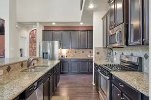 2033 Brodie Ln, Conroe, TX 77301 - Photo 14