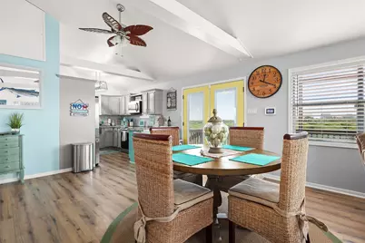 4039 San Jacinto Drive, Galveston, TX 77554 - Photo 16