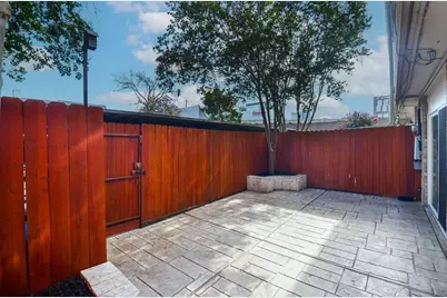 13074 Trail Hollow Drive #3074, Houston, TX 77079 - Photo 34