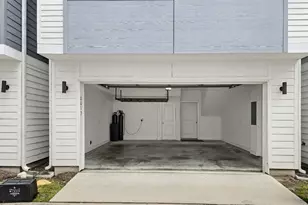 2613 Hutchins St, Houston, TX 77004 - Photo 22