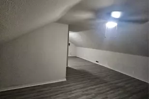 1410 1/2 Lake Rd, La Marque, TX 77568 - Photo 2