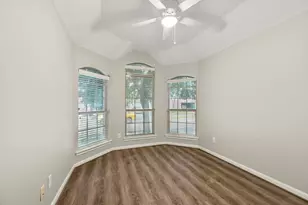 8726 Headstall Dr, Tomball, TX 77375 - Photo 4