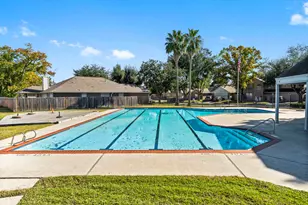 1010 Willow W Dr, Houston, TX 77073 - Photo 42