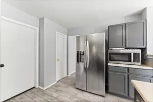 1010 Willow W Dr, Houston, TX 77073 - Photo 16