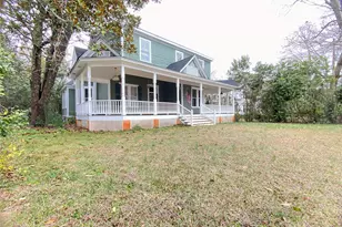 223 E Robert Toombs Ave, Washington, GA 30673 - Photo 2