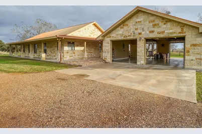 198 County Road 310, Yoakum, TX 77995 - Photo 32