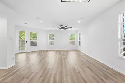 4527 Ashberry Pine Lane, Katy, TX 77449 - Photo 8