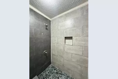 7303 Gulf Freeway #903, Houston, TX 77017 - Photo 10