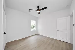 860 Rachel St, Houston, TX 77091 - Photo 26