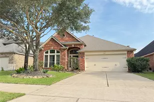 27926 Barberry Banks Ln, Fulshear, TX 77441 - Photo 2