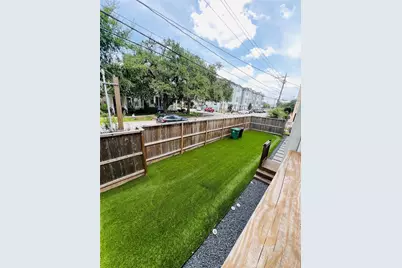 1103 W 15th 1/2 Street #A, Houston, TX 77008 - Photo 38
