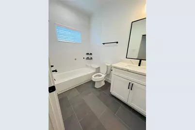 1103 W 15th 1/2 Street #A, Houston, TX 77008 - Photo 30