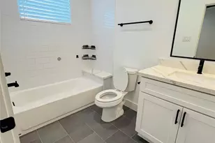 1103 W 15th 1/2 St, Houston, TX 77008 - Photo 30