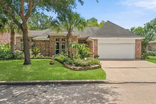 4610 Lake Village Dr, Fulshear, TX 77441 - Photo 1