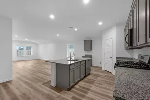 5650 Spoonbill, Orange, TX 77632 - Photo 4