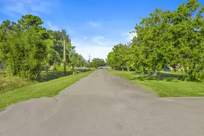 2401 Termini Street, Dickinson, TX 77539 - Photo 18