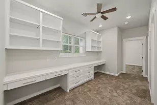 117 Sun City Ln, Conroe, TX 77304 - Photo 22