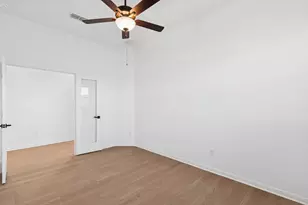 123 Blue River Trl, Rosenberg, TX 77471 - Photo 24