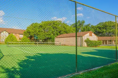 10526 Hammerly Boulevard #246, Houston, TX 77043 - Photo 26