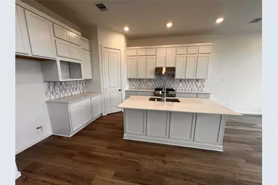 4407 Eagle Pass Drive, Rosenberg, TX 77469 - Photo 4