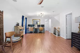 6 Wind Poppy Ct, The Woodlands, TX 77381 - Photo 18