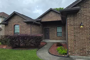 5118 Bayou Dr, Dickinson, TX 77539 - Photo 1