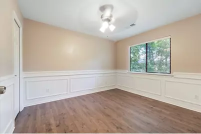 30 Willowwood Circle, The Woodlands, TX 77381 - Photo 18