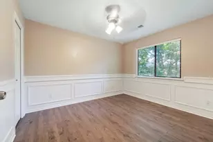 30 Willowwood Cir, The Woodlands, TX 77381 - Photo 18