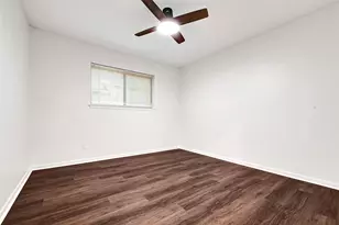 302 Bayou View Dr, Seabrook, TX 77586 - Photo 32