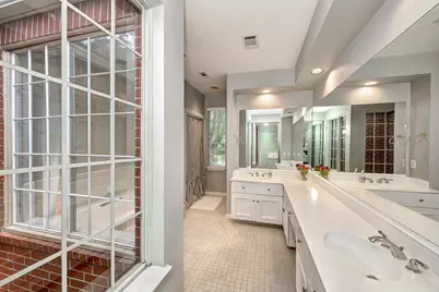 4904 Yoakum Boulevard, Houston, TX 77006 - Photo 18