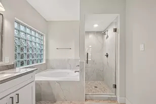 218 Magnolia Grove Ln, Houston, TX 77049 - Photo 46