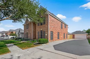 218 Magnolia Grove Ln, Houston, TX 77049 - Photo 4