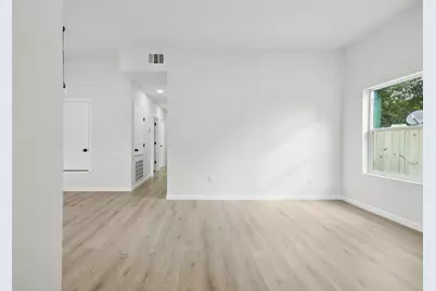 301 Cartersville Street, Houston, TX 77029 - Photo 2