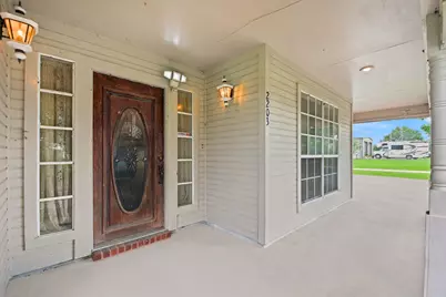 2203 Shouse Road, Santa Fe, TX 77510 - Photo 2