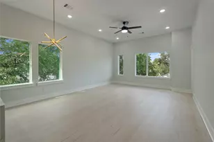 1216 Johnston St, Houston, TX 77022 - Photo 4