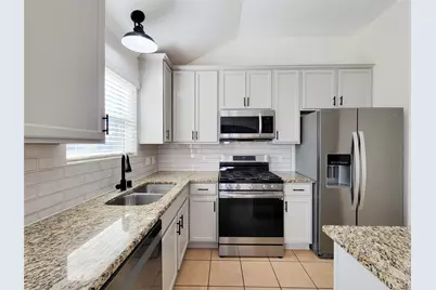 13935 Kenswick Key Lane, Houston, TX 77047 - Photo 4