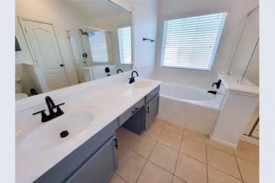 13935 Kenswick Key Lane, Houston, TX 77047 - Photo 20