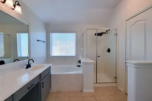 13935 Kenswick Key Ln, Houston, TX 77047 - Photo 22