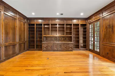 5 Long Timbers Trail, Houston, TX 77024 - Photo 4