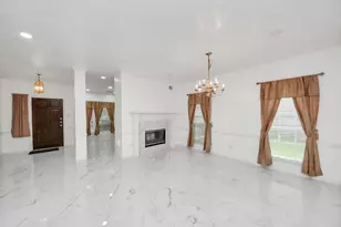 3138 Waters View Dr Dr, Sugar Land, TX 77478 - Photo 10