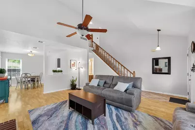 1563 Hillside Elm Street, Houston, TX 77062 - Photo 4