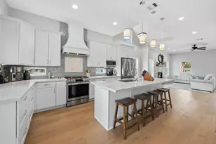 3405 Oak Aly Ct, Seabrook, TX 77586 - Photo 8