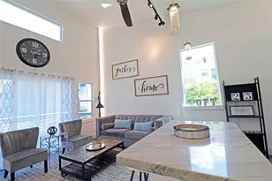 2310 McDuffie St, Houston, TX 77019 - Photo 20