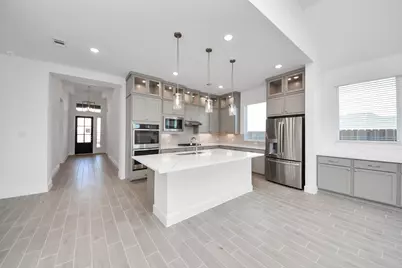 9606 Chateau Hill, Manvel, TX 77578 - Photo 2