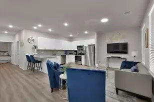 25115 Harper, The Woodlands, TX 77380 - Photo 2