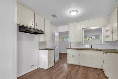 2310 Raymond Street, Pasadena, TX 77506 - Photo 6