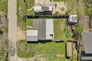 4110 Fuqua St, Bacliff, TX 77518 - Photo 1